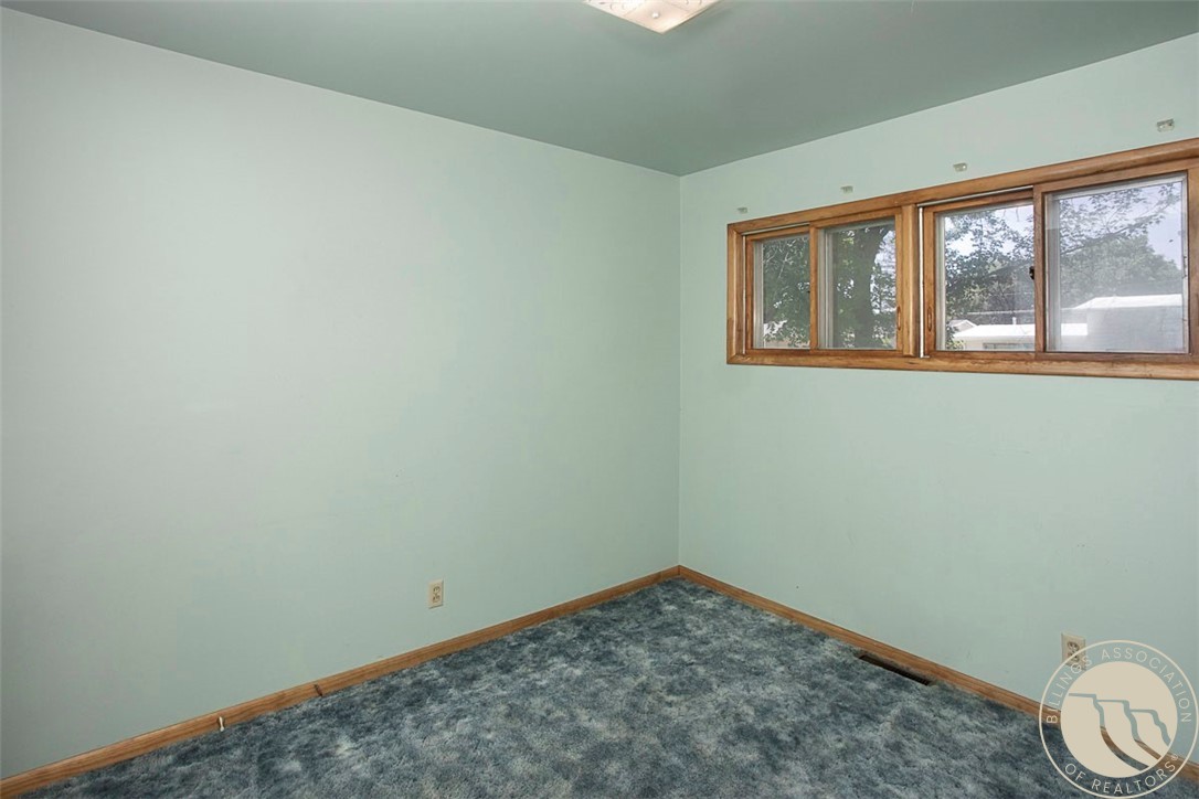 Billings, Montana 59102, United States, 5 Bedrooms Bedrooms, ,2 BathroomsBathrooms,Residential,Active,167741