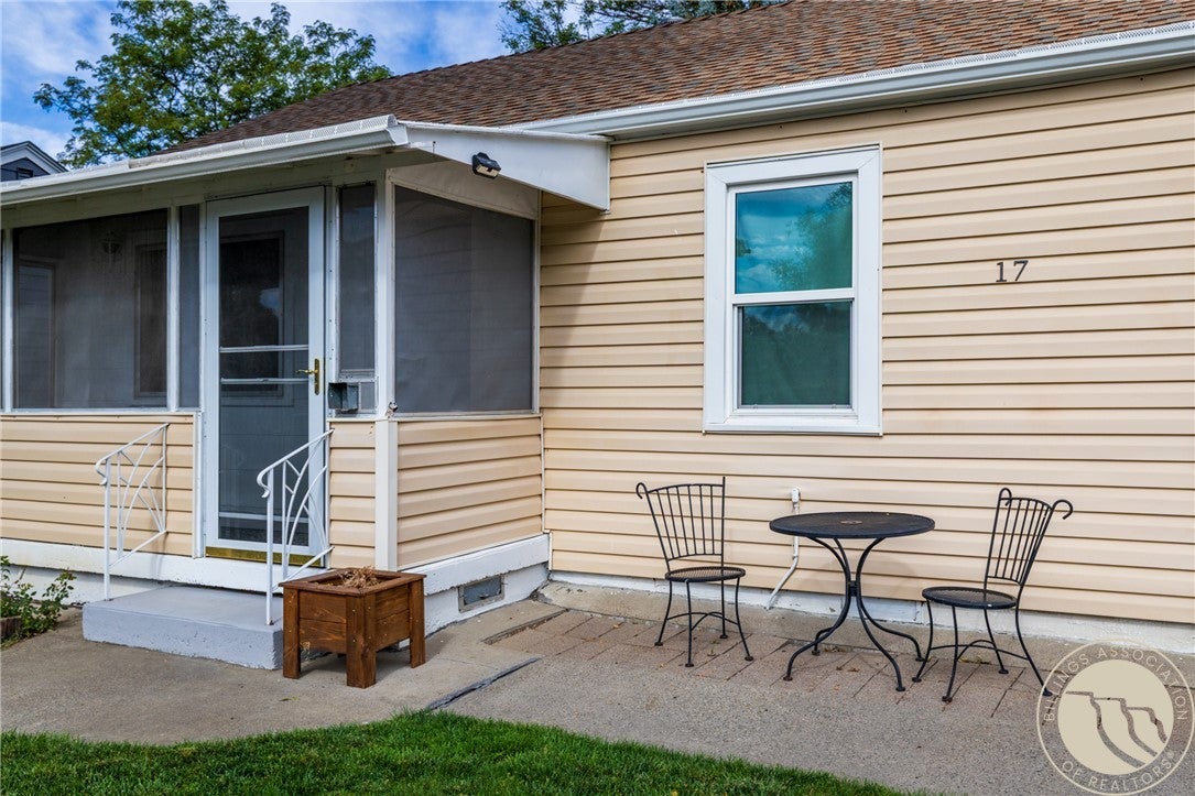 17 Berg Avenue