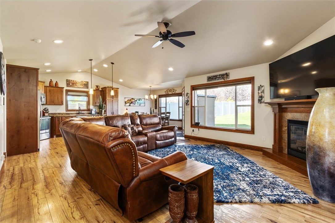 3450 Lucky Penny Lane