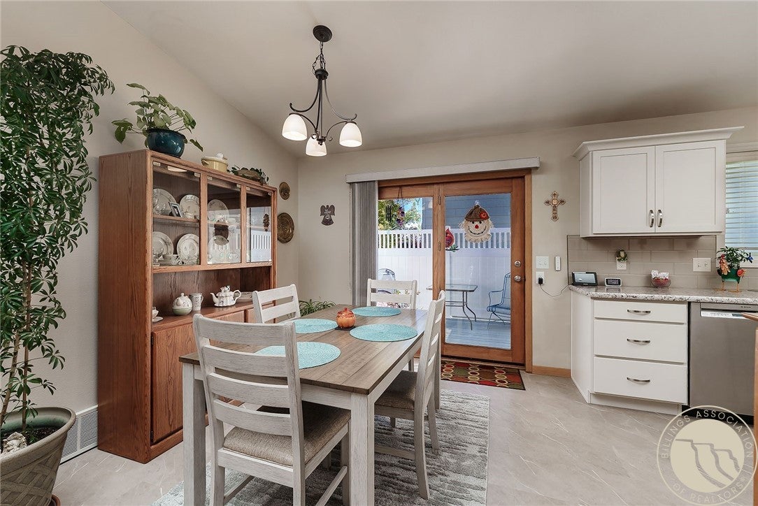 475 S 37th Street W