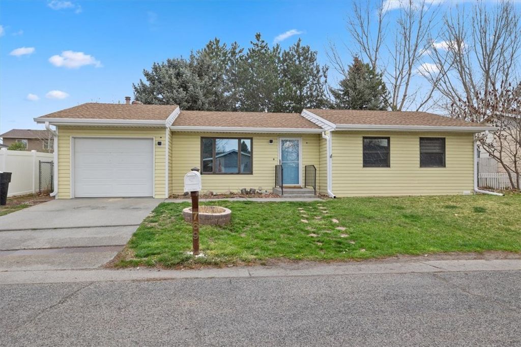Photo of 769 Feather Place, Billings, MT 59102 (MLS # 358829)