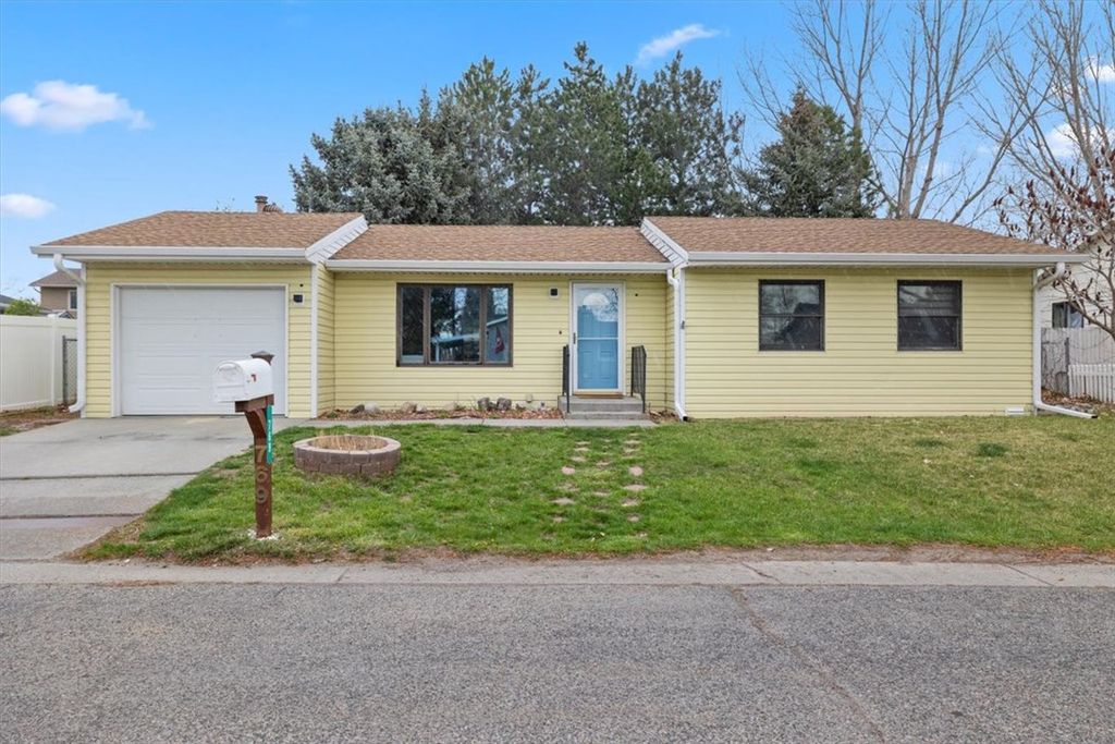 Photo of 769 Feather Place, Billings, MT 59102 (MLS # 358829)