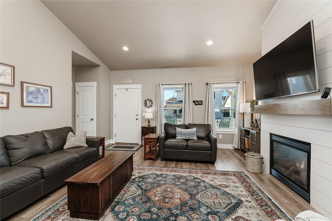 1706 Island View Drive