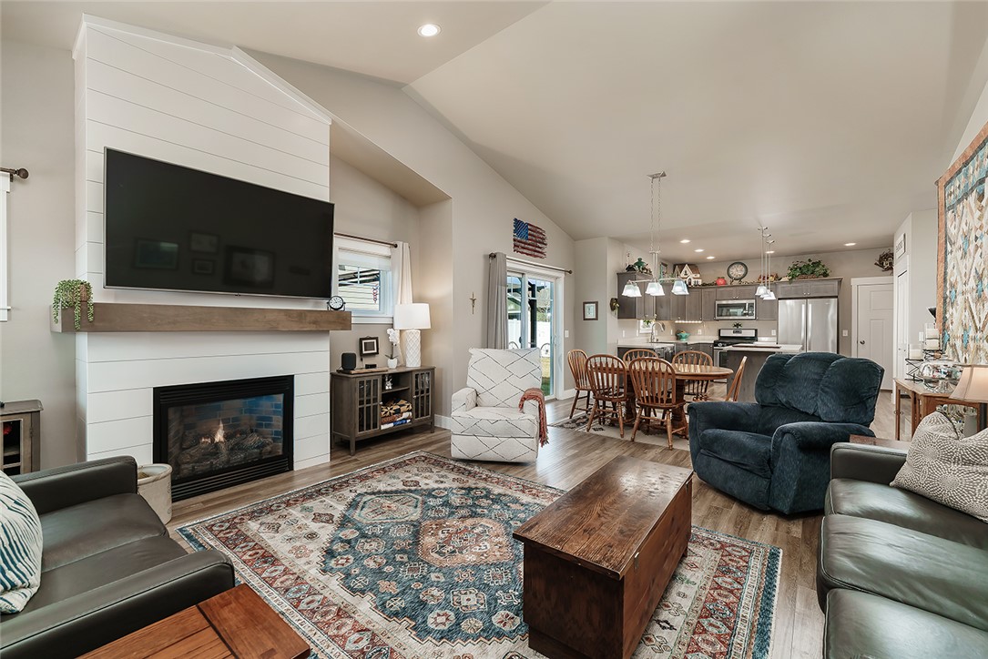 1706 Island View Drive