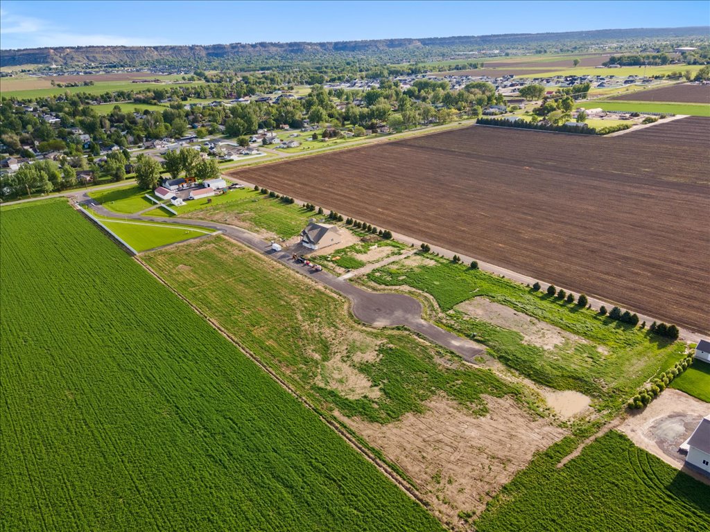 Lot 2 Black Canyon Court
