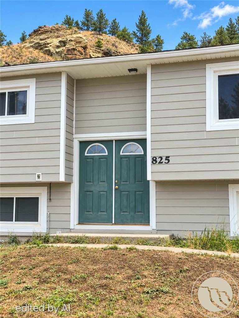 825 Edgehill Vista Road