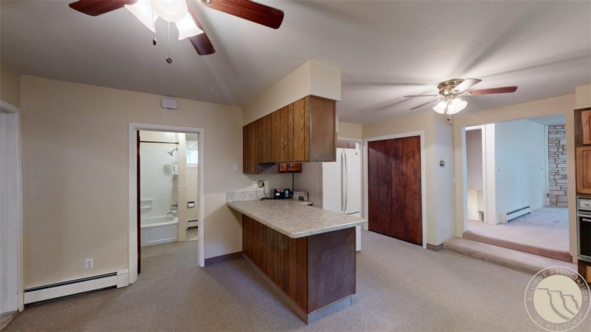 215 1st St SE