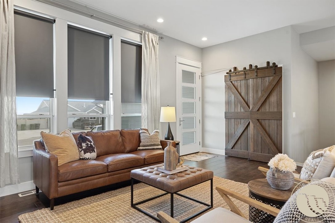 3048 W Copper Ridge Loop
