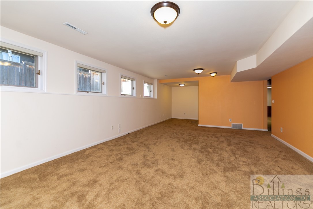 Billings, Montana 59102, United States, 4 Bedrooms Bedrooms, ,3 BathroomsBathrooms,Residential,Contingent,33943