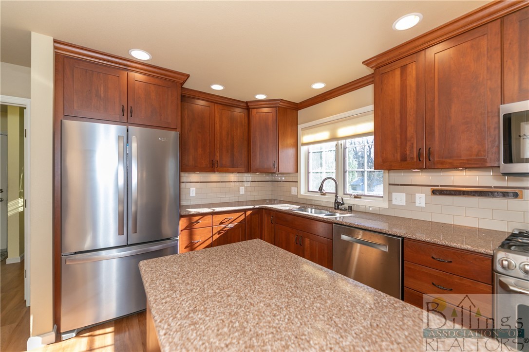 Billings, Montana 59102, United States, 4 Bedrooms Bedrooms, ,3 BathroomsBathrooms,Residential,Contingent,33943