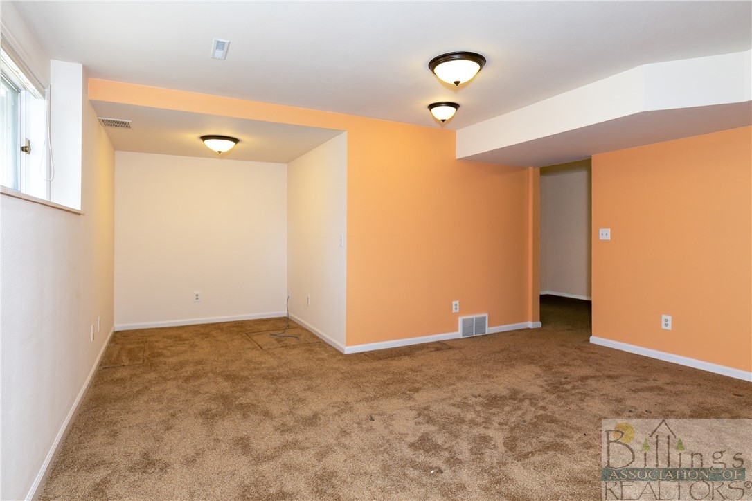 Billings, Montana 59102, United States, 4 Bedrooms Bedrooms, ,3 BathroomsBathrooms,Residential,Contingent,33943