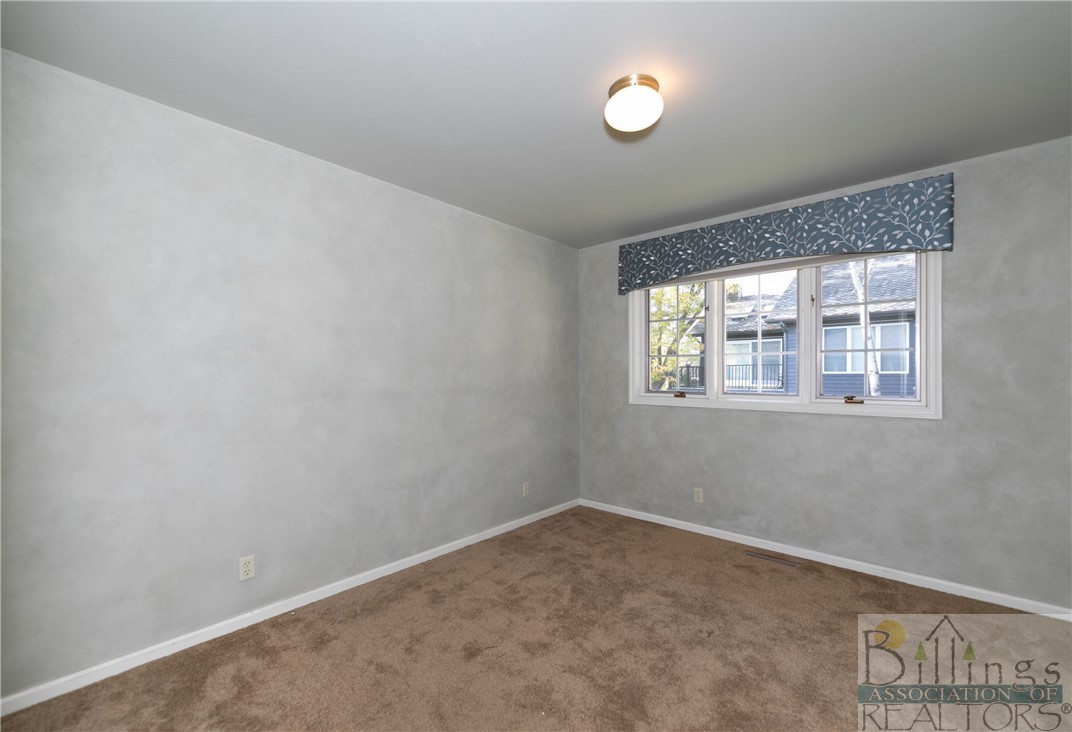 Billings, Montana 59102, United States, 4 Bedrooms Bedrooms, ,3 BathroomsBathrooms,Residential,Contingent,33943