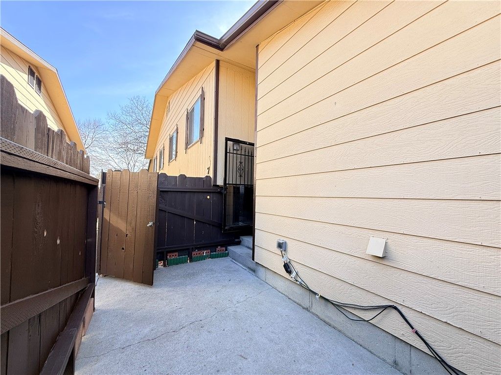 Photo of 3295 Granger Avenue E, Billings, MT 59102 (MLS # 358863)