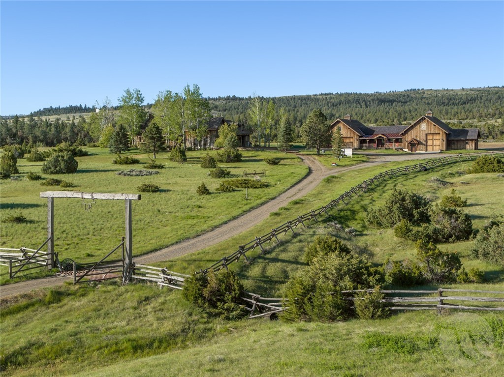 Big Timber, Montana 59033, United States, 4 Bedrooms Bedrooms, ,5 BathroomsBathrooms,Residential,Contingent,19610