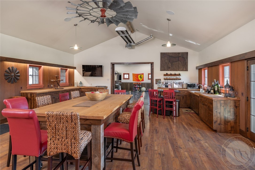 Big Timber, Montana 59033, United States, 4 Bedrooms Bedrooms, ,5 BathroomsBathrooms,Residential,Contingent,19610