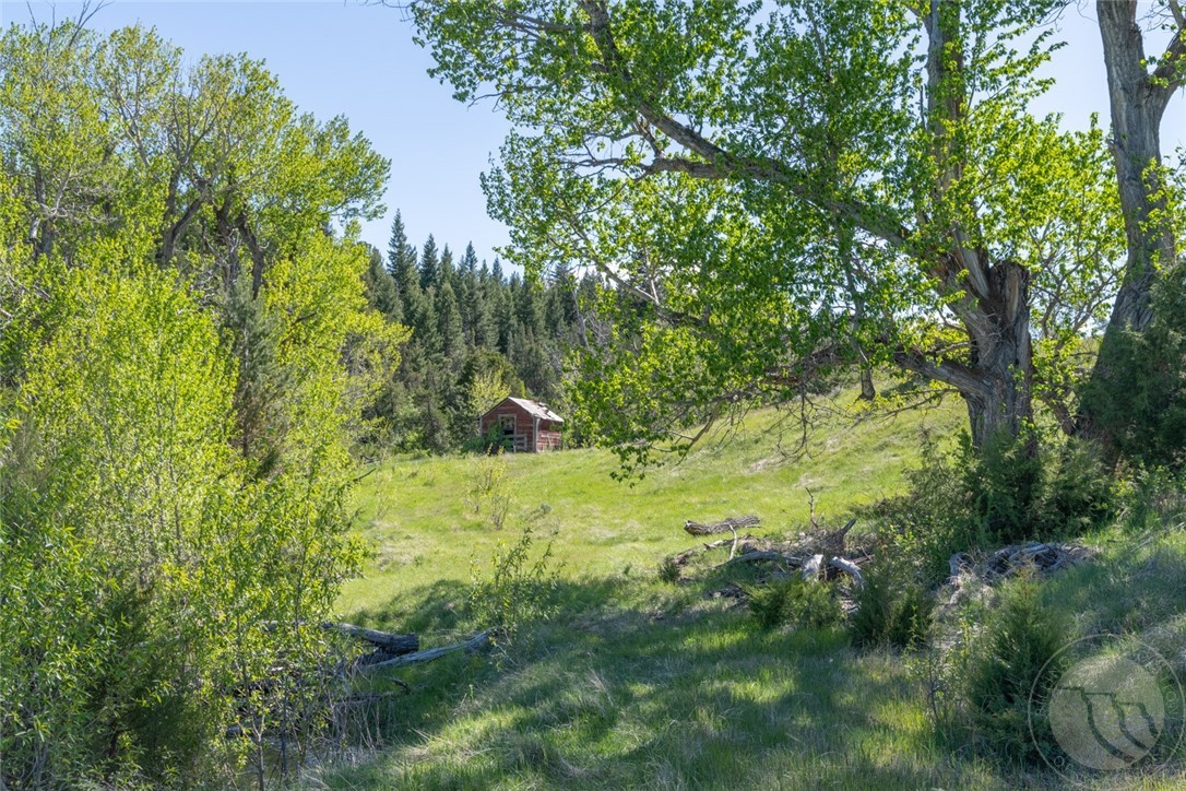 Big Timber, Montana 59033, United States, 4 Bedrooms Bedrooms, ,5 BathroomsBathrooms,Residential,Contingent,19610