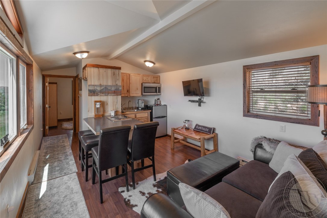 Big Timber, Montana 59033, United States, 4 Bedrooms Bedrooms, ,5 BathroomsBathrooms,Residential,Contingent,19610