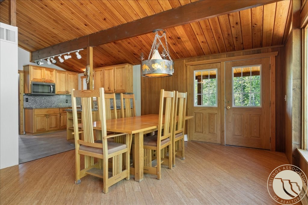 Roberts, Montana 59070, United States, 1 Bedroom Bedrooms, ,1 BathroomBathrooms,Residential,Contingent,183345