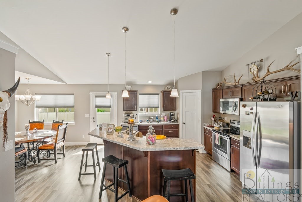 Billings, Montana 59106, United States, 3 Bedrooms Bedrooms, ,2 BathroomsBathrooms,Residential,Contingent,51294