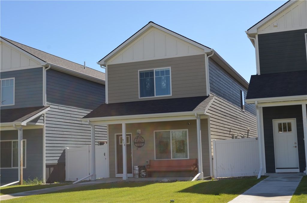 Photo of 914 Haggin Ave North Ave, Red Lodge, MT 59068 (MLS # 357662)