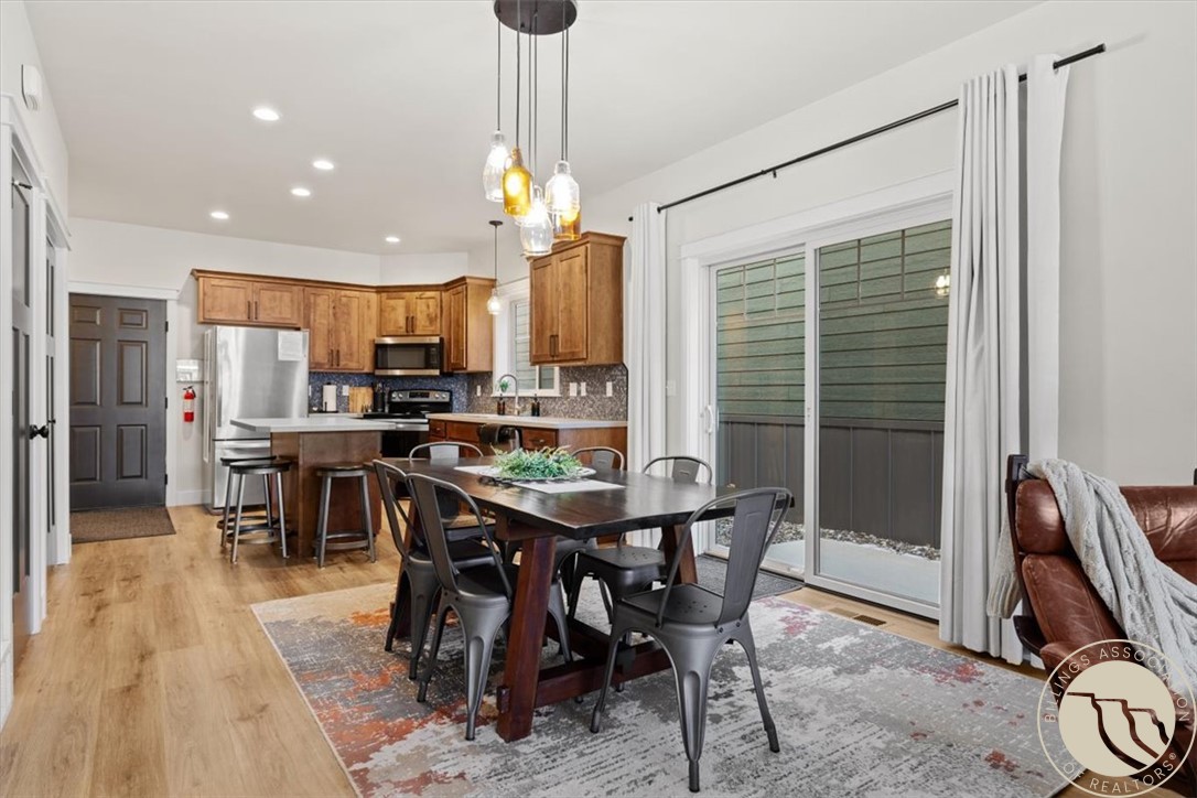 914 Haggin Ave North