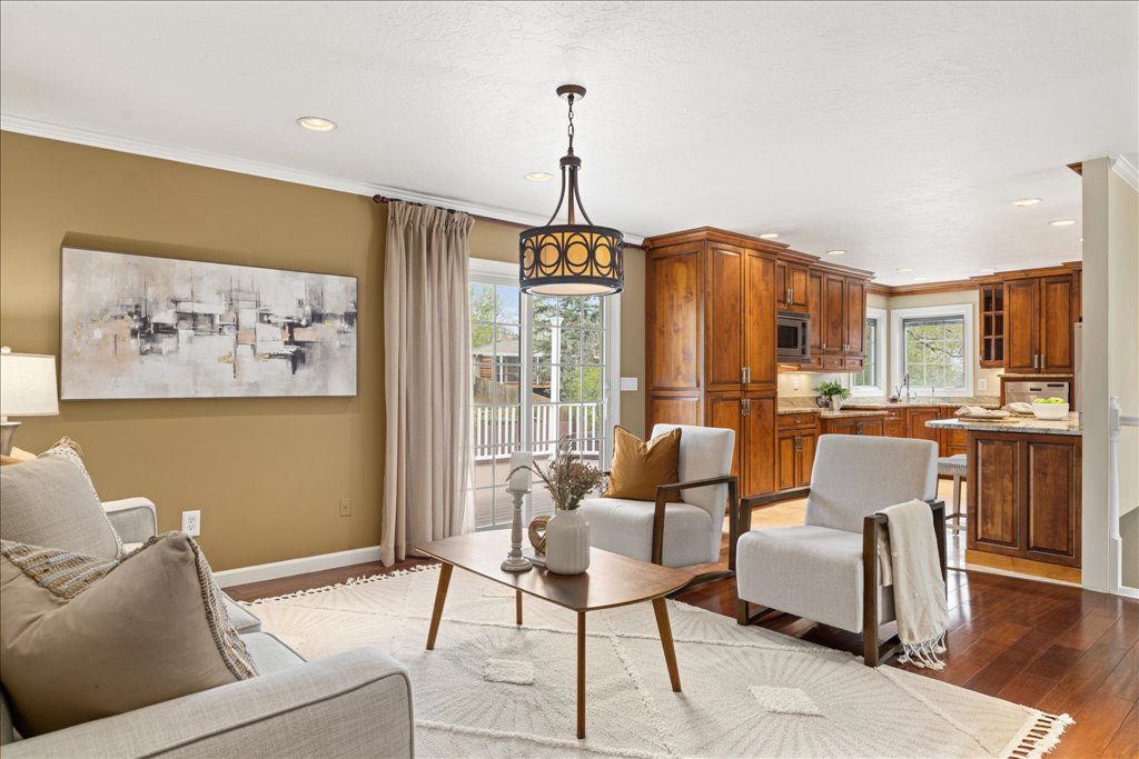 3903 Palisades Park Drive