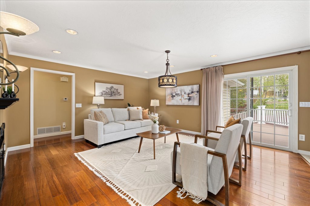 3903 Palisades Park Drive