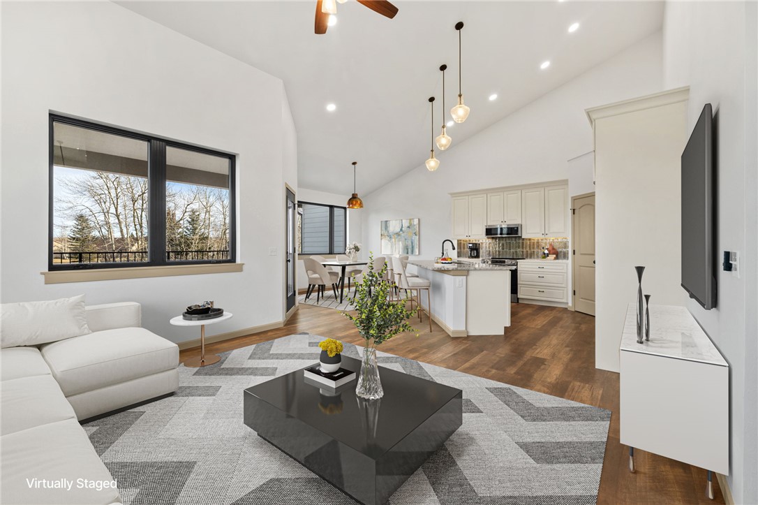 2 Pineridge Circle #2 2