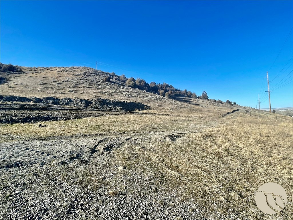 2391 Blue Creek