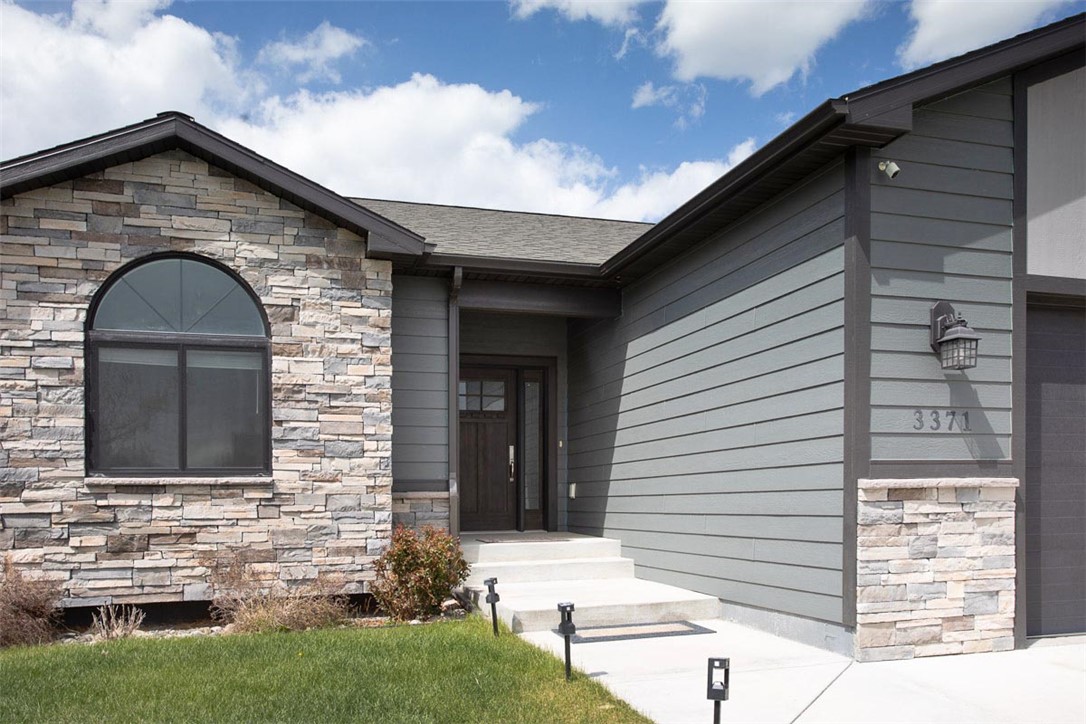 3371 Pipestone Dr