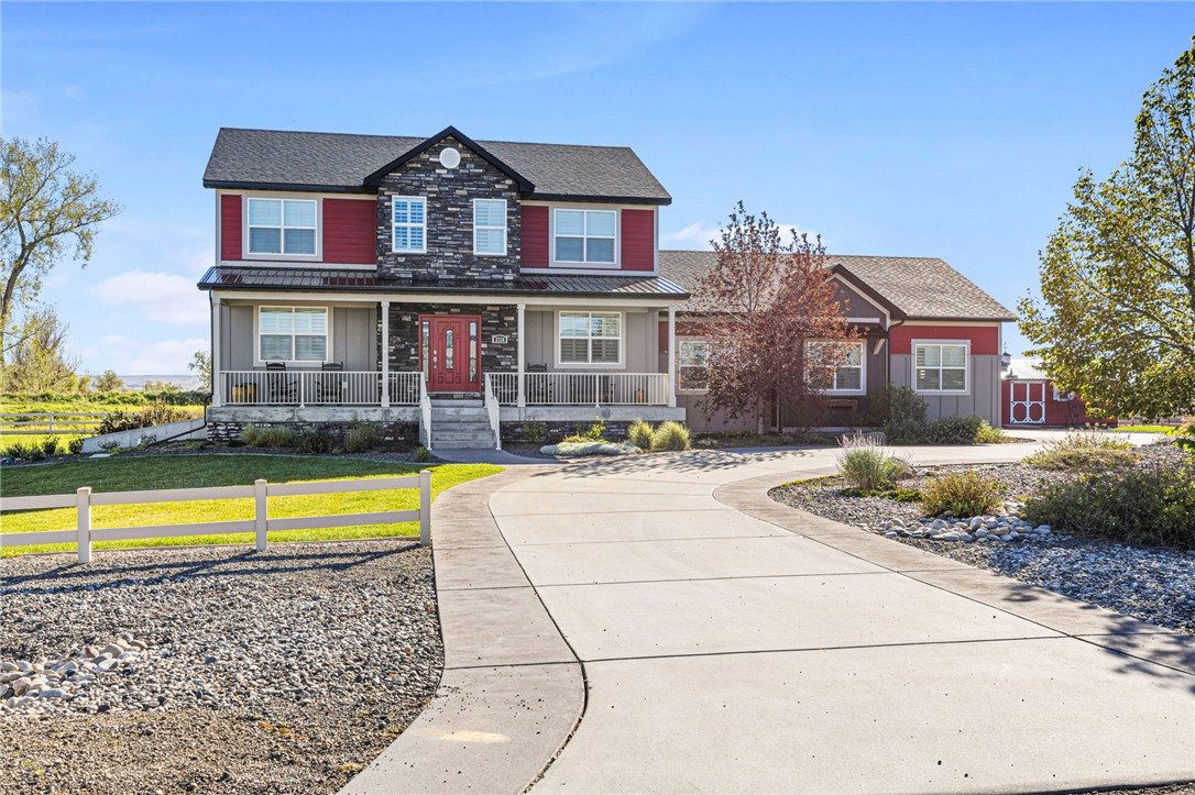 2720 Hummingbird Way