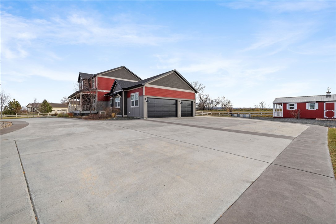 Billings, Montana 59105, United States, 7 Bedrooms Bedrooms, ,4 BathroomsBathrooms,Residential,Active,248980