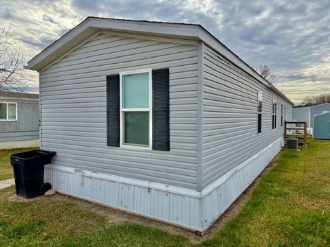 1104 E 8th Street Laurel MT 59044