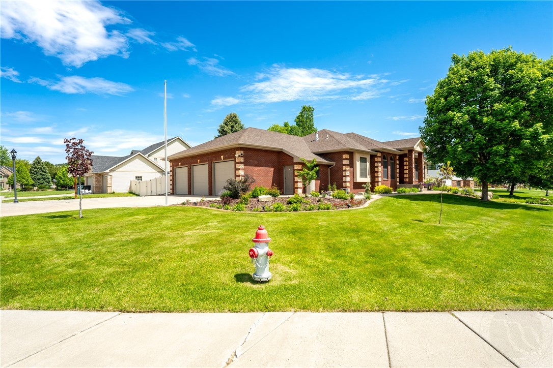 Billings, Montana 59102, United States, 4 Bedrooms Bedrooms, ,4 BathroomsBathrooms,Residential,Active,136606