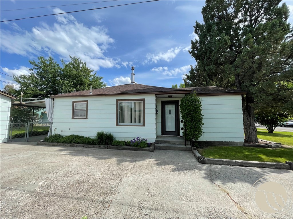 141 S 12th St W