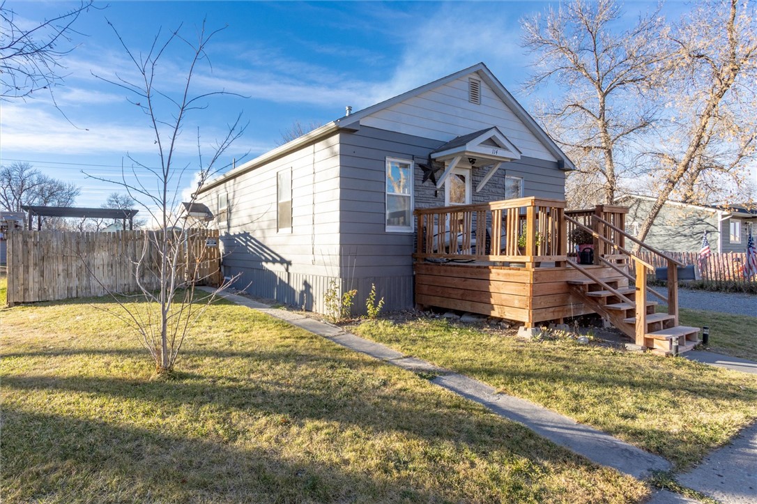 114 Woodland Avenue