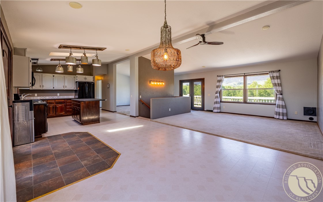 9 W Palisade Basin Drive