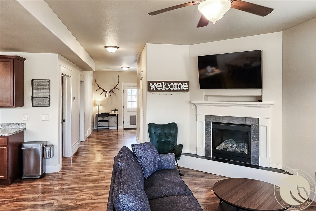 1526 Spring Gulch Way
