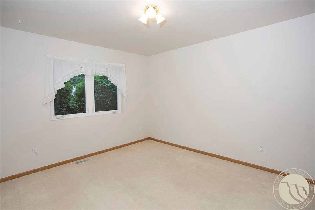 Billings, Montana 59102, United States, 2 Bedrooms Bedrooms, ,2 BathroomsBathrooms,Residential,Active,213259