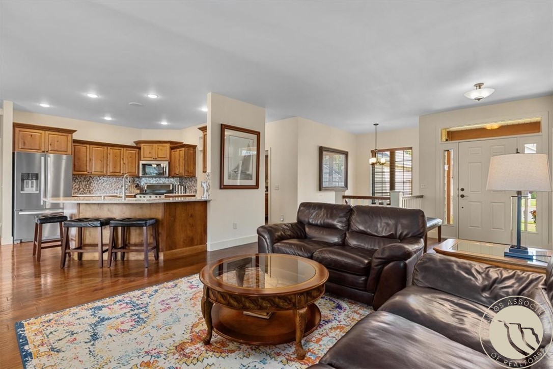 3720 Parkhill Dr.