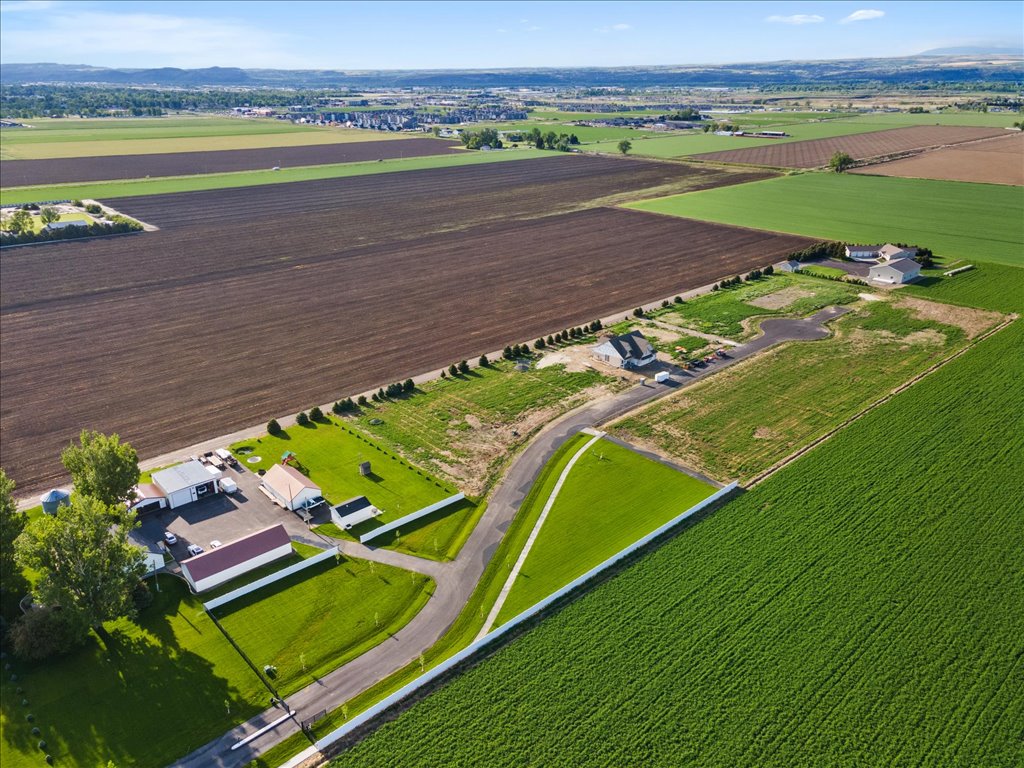 Lot 13 Black Canyon Court