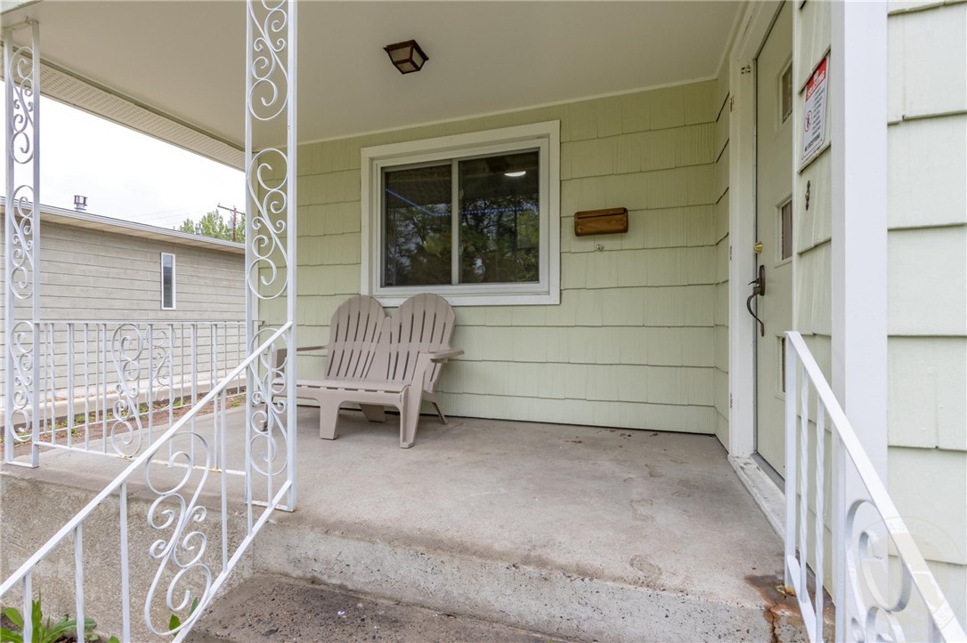 41 S Crestwood