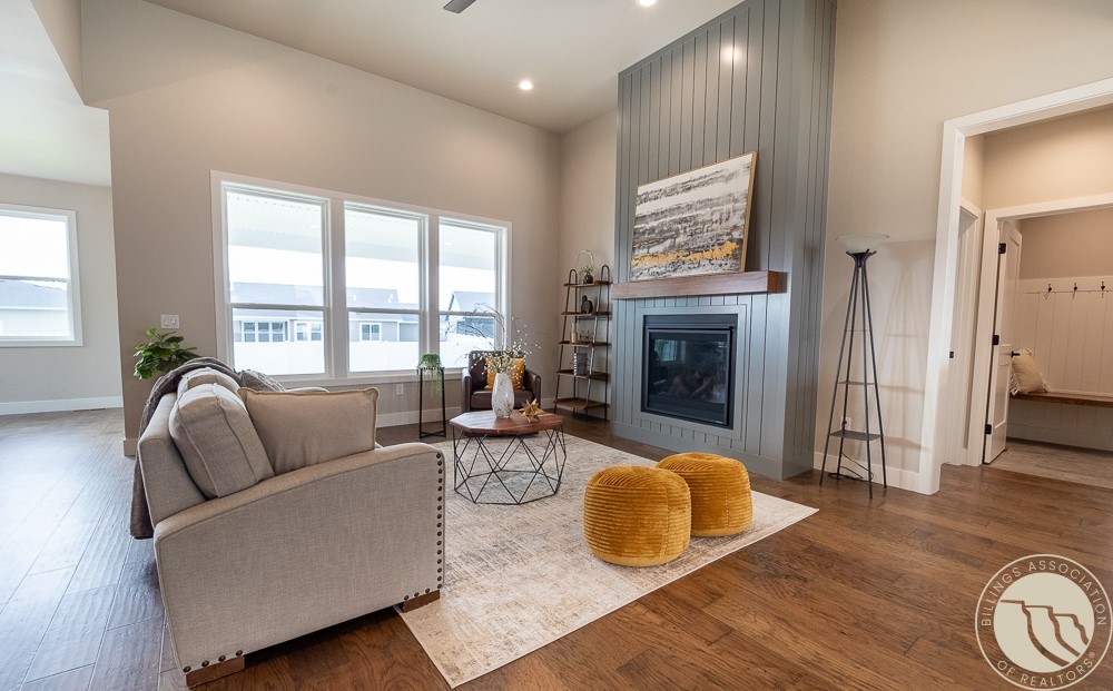 5232 Rich Lane