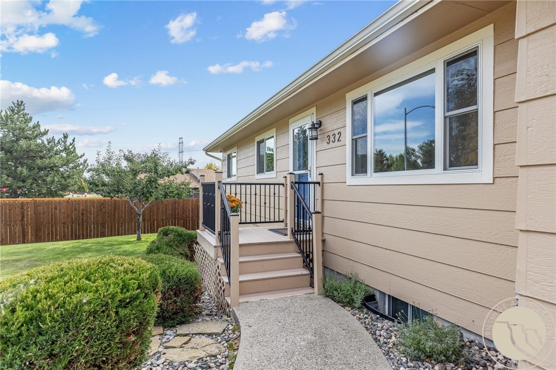 332 Caravan Avenue