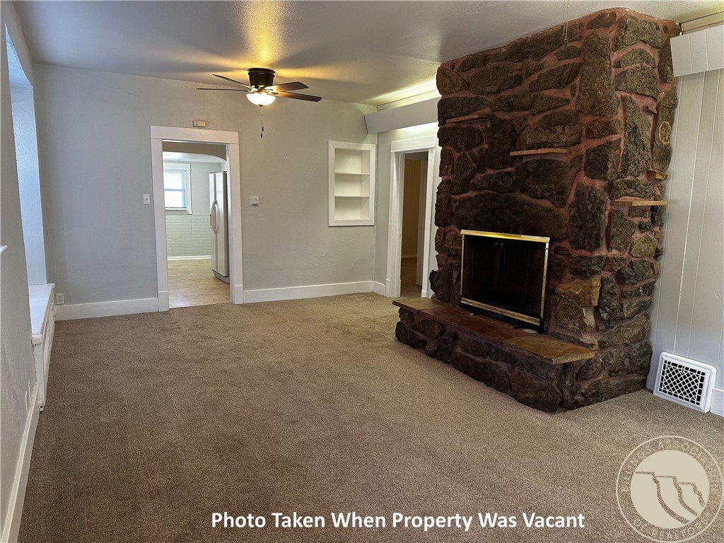 407 E 5th Street