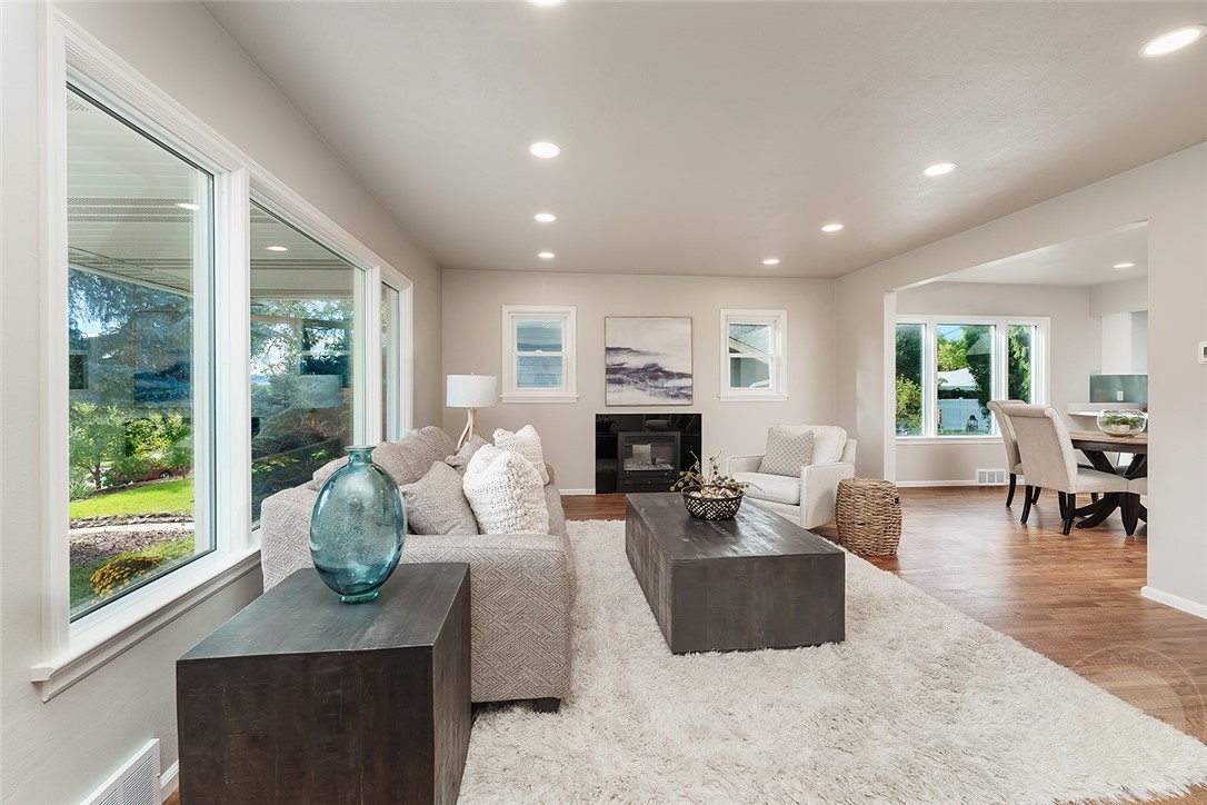 1718 Virginia Lane