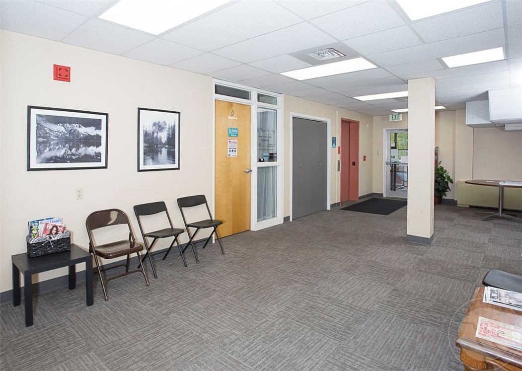 711 Central Ave, Suite 26 & 27