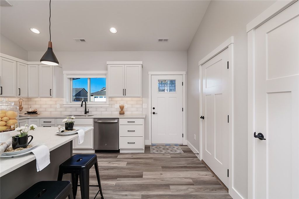 Photo of 6386 Signal Peak Ave Ave, Billings, MT 59106 (MLS # 358803)