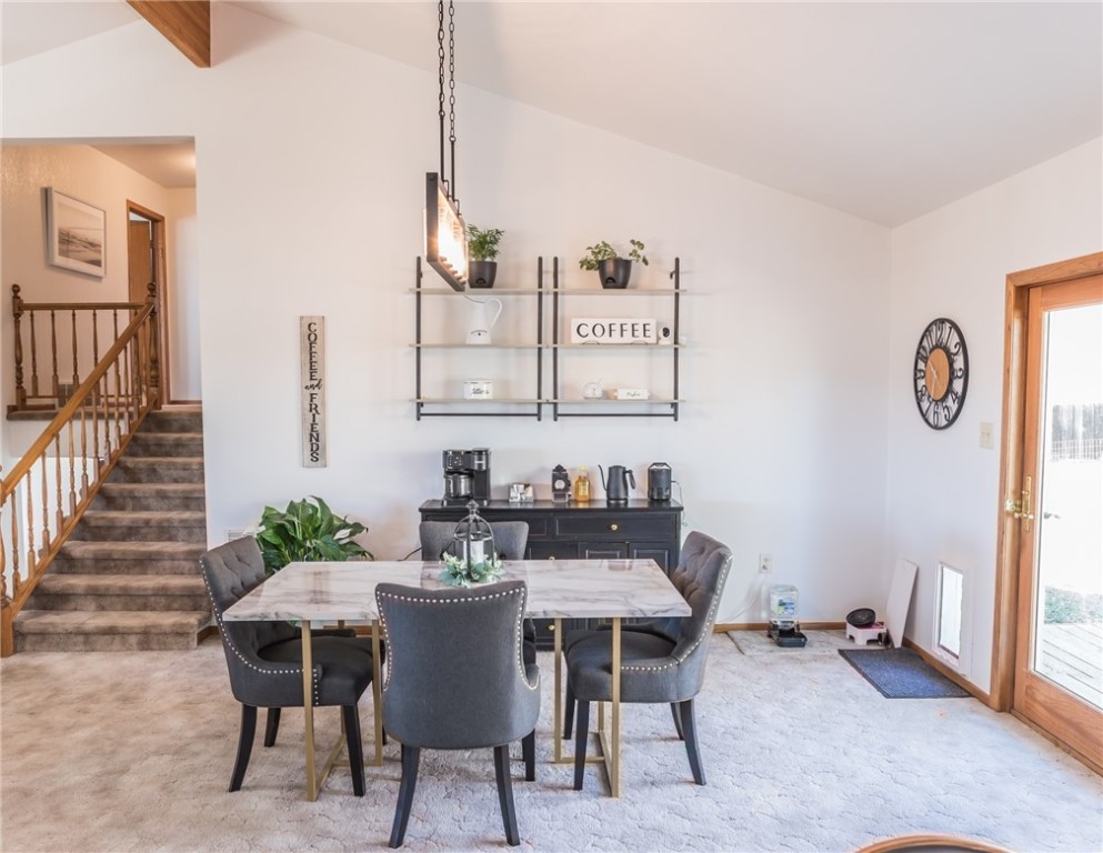 Bridger, Montana 59014, United States, 4 Bedrooms Bedrooms, ,3 BathroomsBathrooms,Residential,Active,251557