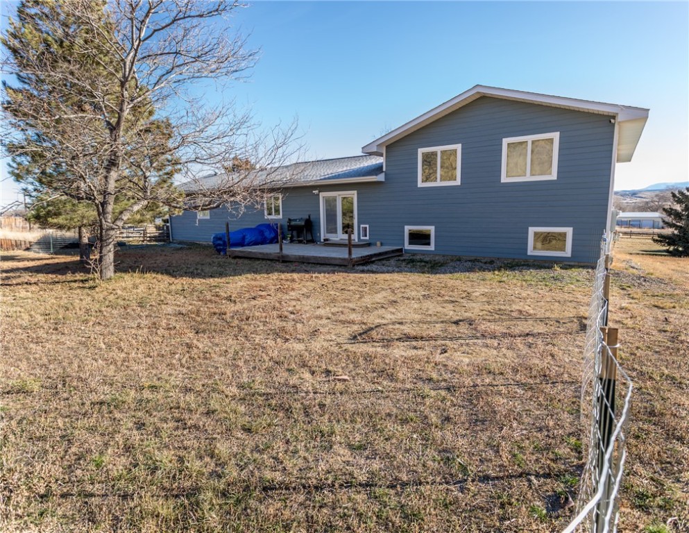 Bridger, Montana 59014, United States, 4 Bedrooms Bedrooms, ,3 BathroomsBathrooms,Residential,Active,251557